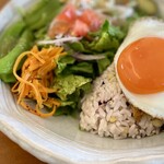ヒキカフェ - ライスは雑穀米です✩.*˚