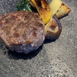 小石川 中勢以 - 