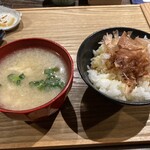 ろくろと米 ととと - ＴＫＧとお味噌汁。お味噌汁もこだわり抜群！