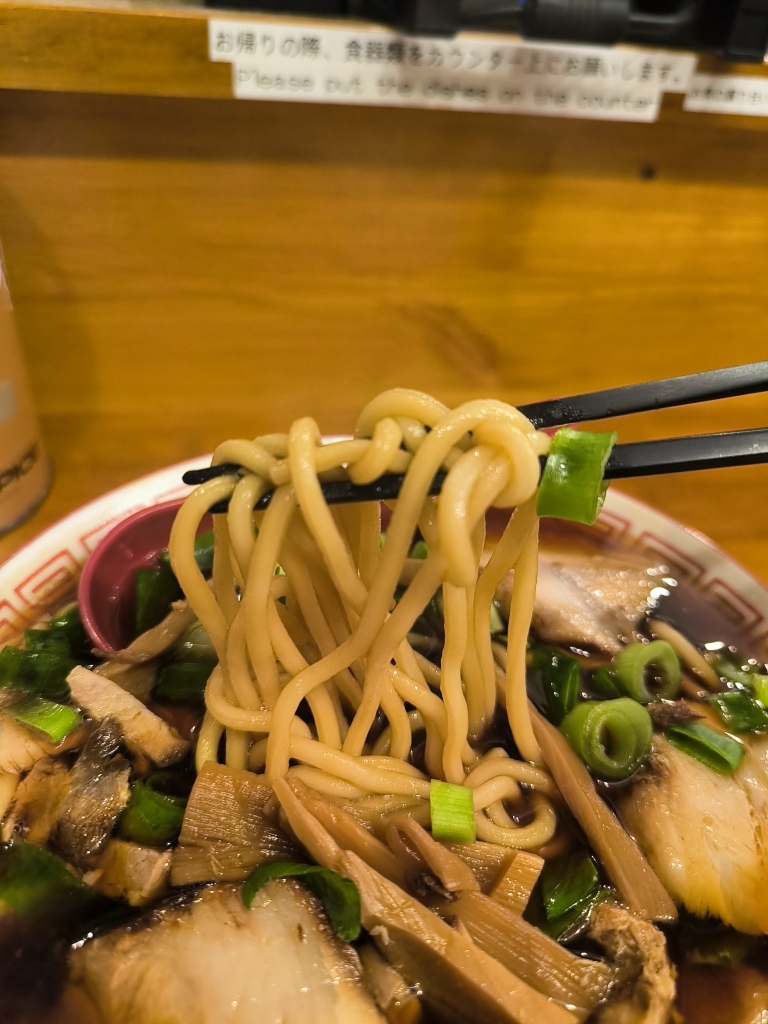 めんめん Menya 7.5Hz Kuromon Market Store - Ramen,Chinese noodles