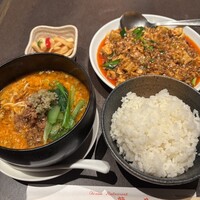 四川料理 龍の子 - 