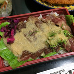 Mito Shoppu Hiro - ステーキ弁当（ソースかけた後）