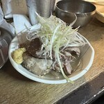 もつ焼き 幸太 - ホロホロ肉。メニュー名に偽りのない美味しい一品です
