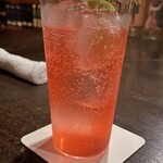 バー エイジング - フルーツリキュールのカクテル