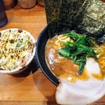 ラーメン 末廣家 - 