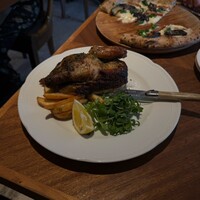 表参道バンブー - ローストチキン　大きい！！