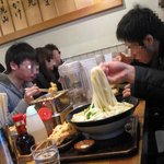 うどん 丸香 - かけうどん４玉！