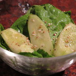 焼肉うしごろ - サラダ