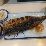 食事と酒処 真 - 鯖の一枚焼定食 1,100円