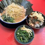 家系ラーメン王道 いしい - 
