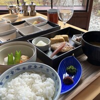 万平ホテル メインダイニングルーム - 