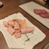 和牛焼肉やくにく 徹 - 