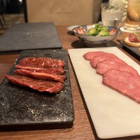 和牛焼肉やくにく 徹 - 