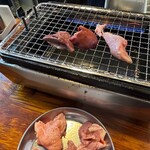 スタンド 八とり - 