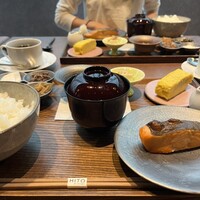 HITO by TACUBO - 
