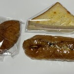 メゾン・デ・シャノワール - カレーパン 220円　クロックムッシュ 240円　コロッケパン
