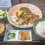 たか丸食堂 - まかない飯(煮こごり、1000円)。