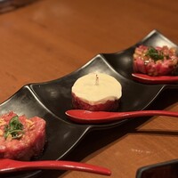 生粋 - 追加注文したユッケ盛り合わせ