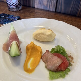 キッチンサフラン_1