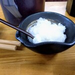 天ぷら徳家 - お代わり出来る大根おろし