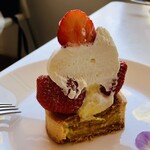 ラ・ローズ・ジャポネ - ◼︎フレッシュベリーのタルト・断面