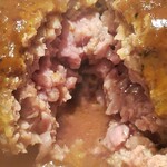 洋食 おがた - （※写真7）特製ハンバーグ（断面）
