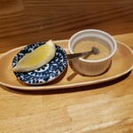 洋食 おがた - 紅茶用のレモンと砂糖