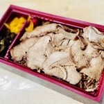 登利平 - 料理写真:上州御用鳥めし（竹・800円）