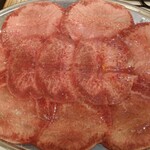 大衆ホルモン・やきにく 煙力 - とろタン