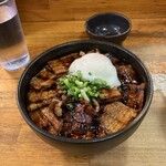 炭焼豚丼 豚野郎 - 