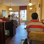 BACK HOME meal&bake - 店内