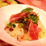 モルト・ボーノ - トンノときのこのクリームソース