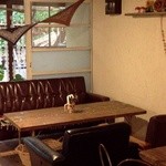 Akatsuki Cafe&Something - ソファー席（一部）