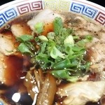 麺屋 丈六 - 中華そば＋肉増し　650円+150円