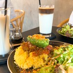 R.G.S. COFFEE CLUB - アボたまタコライス