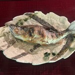 うかい鳥山 - 川魚塩焼き、頭もいける
