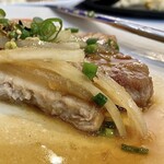 鎌倉クレープ petit ruban - 「ポークジンジャー（税込￥1,080）」のポークの断面アップ…