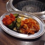 美味しい赤身と最高級ホルモン スーパーホルモン - 