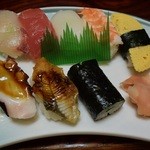 あづま寿司 - にぎり1100円