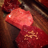 よろにく - ハツ、塩タン、肩ロース