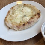 ミニPizzaと西洋料理 unnoe - 