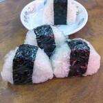 長崎チャンポン丸富 - もれなく梅おにぎりのサービス♥旦那以外は毎度のお持ち帰りです( *´艸) 