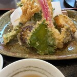 旬菜の味わい がら里 - 