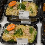 はなまるダイニングセレクト - 料理写真:鮭レタスチャーハン