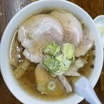 青竹手打ラーメン 日向屋 - 