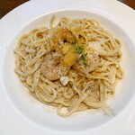 ポタ パスタ - ポルチーニクリームパスタ Mサイズ(トッピング：大海老3個＆高級カラスミ)