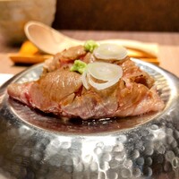 道産羊肉割烹 ラムぴりか - ラムショルダー炙り握り