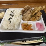 から揚げ　からまる - あい盛り弁当ご飯大盛り+マヨネーズトッピング