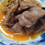 名産松阪肉 朝日屋 - 肉はぶ厚く切られてます。