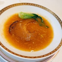 中国料理孝華 - 焼きフカヒレの姿煮　上海蟹味噌仕立て